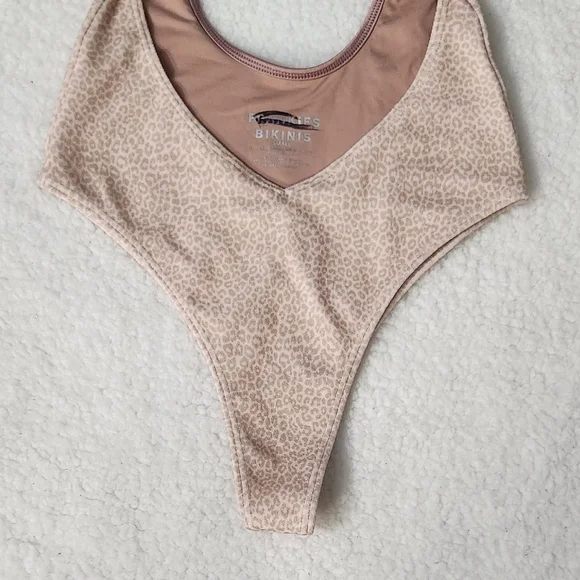 New!Frankie's Bikinis Alice Terry Wrap One Piece Swimsuit‎ - Picture 7 of 12